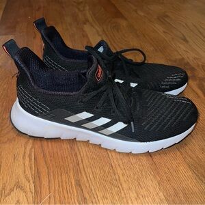 Adidas Men’s Black and White Sneakers